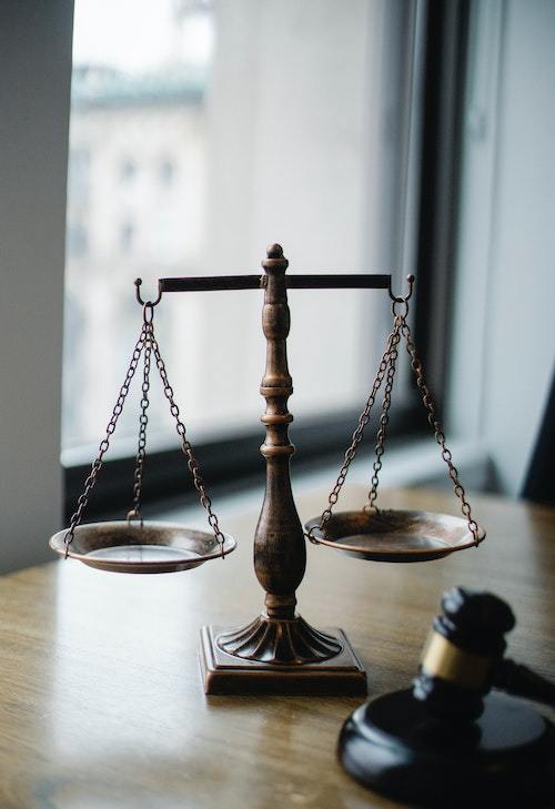 judgment scale and gavel