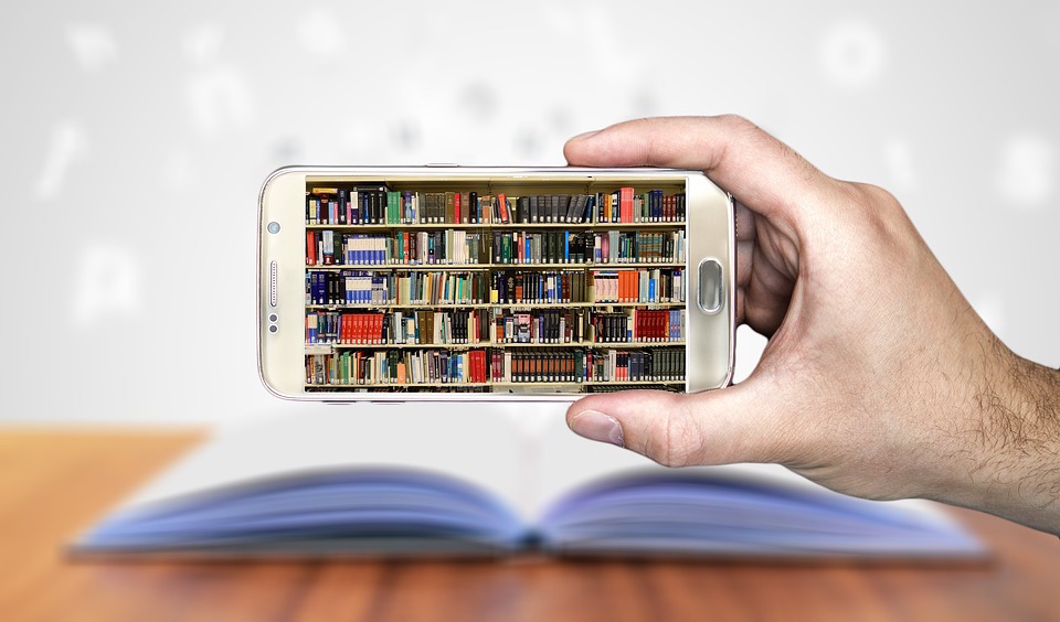 SmartphoneBookshelf