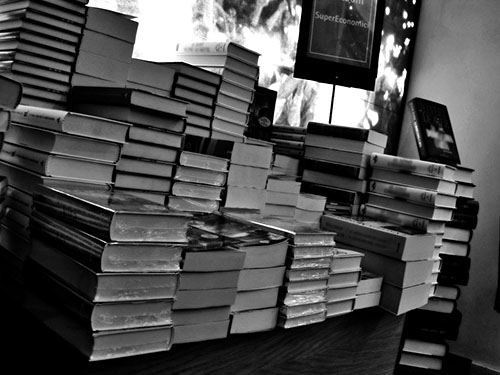 stacksofbooks_bw